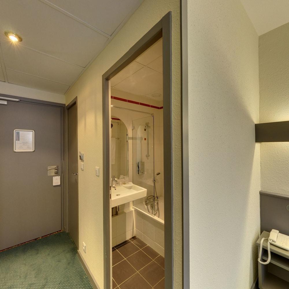 דול Hotel De La Cloche מראה חיצוני תמונה